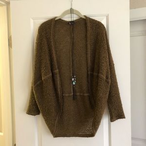 *3 for 30* Urban Outfitters Cocoon Cardigan